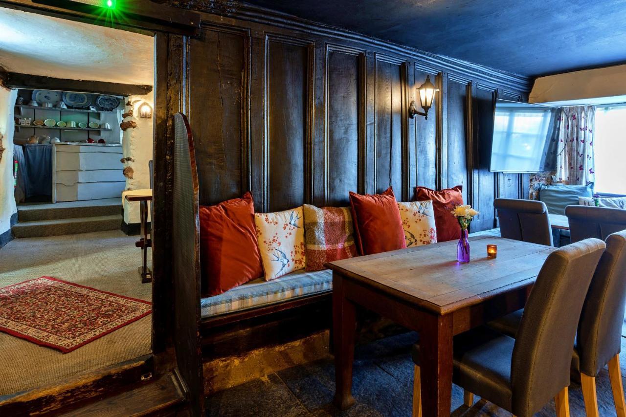 Finest Retreats - The Old Church House Inn Broadhempston Exterior photo